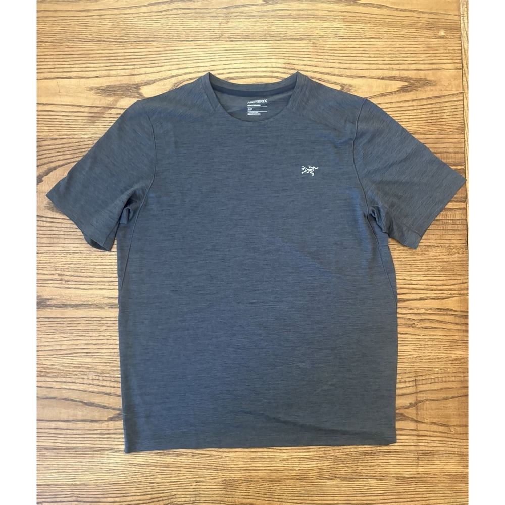 Arc'teryx Men's Small Black Heather Cormac Crew Short Sleeve Shirt NWT